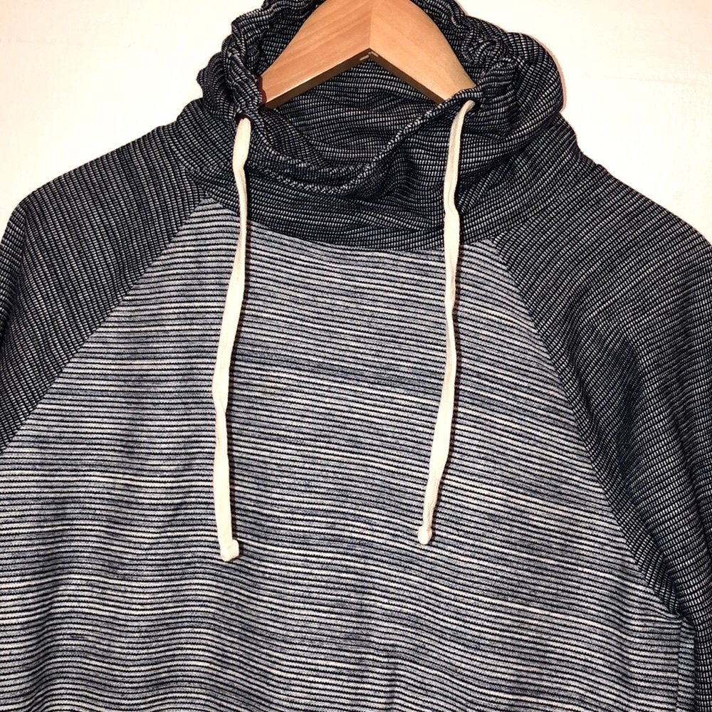 Express Light / Dark Blue Funnel NeckPullover M